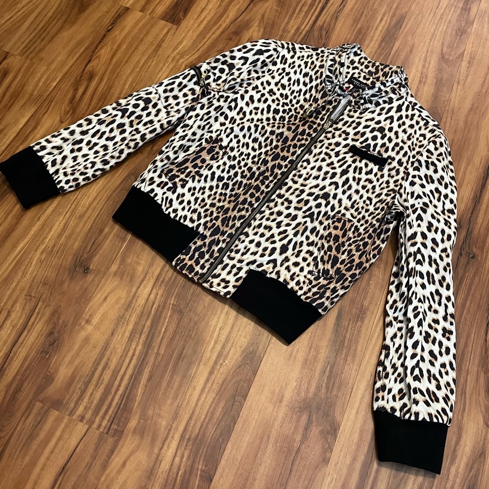 Larry Levine Stretch Cheetah Bomber jacket